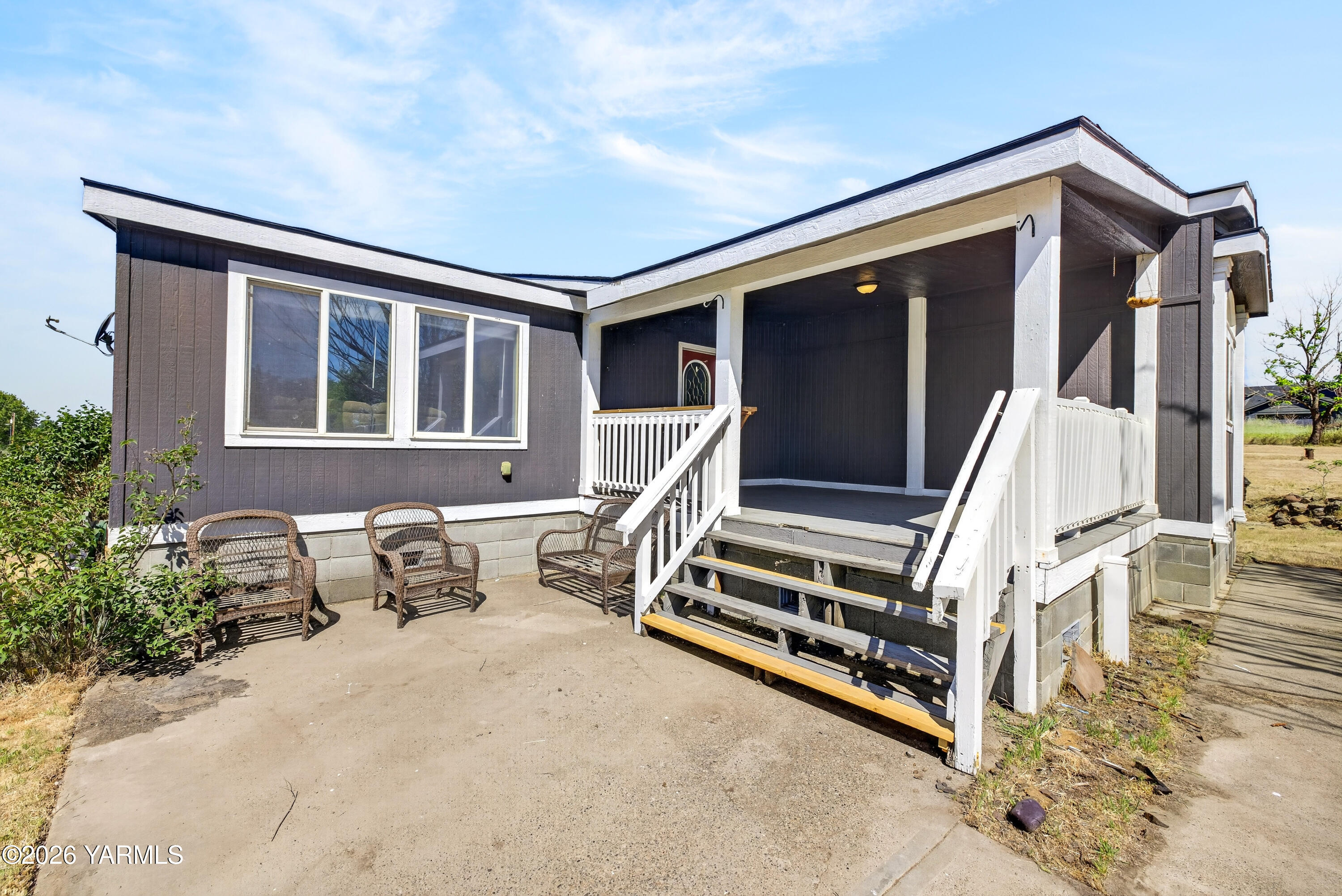 16802 1585th Street Southwest Prosser, WA 99350 - Photo 4 of 65 002_4T3A5858