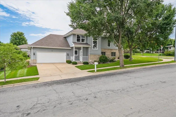 $449,900 | 1333 Waldorf Boulevard, Madison, WI 53719