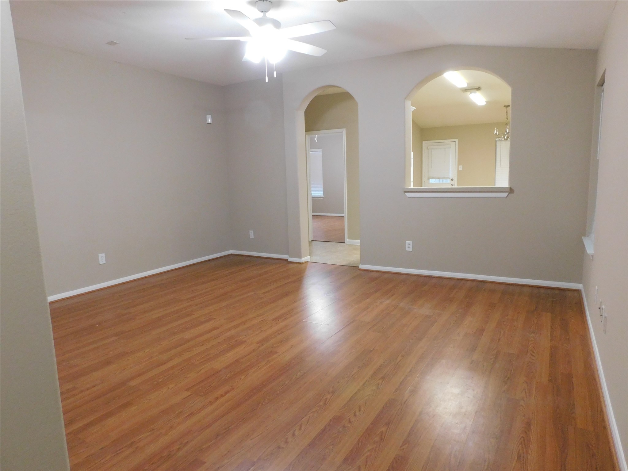20902 Roxette Court Humble, TX 77338 - Photo 6 of 32 Gallery Image 6