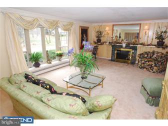 3401 Sawmill Road Newtown Square, PA 19073 - Photo 6 of 12 Living Room