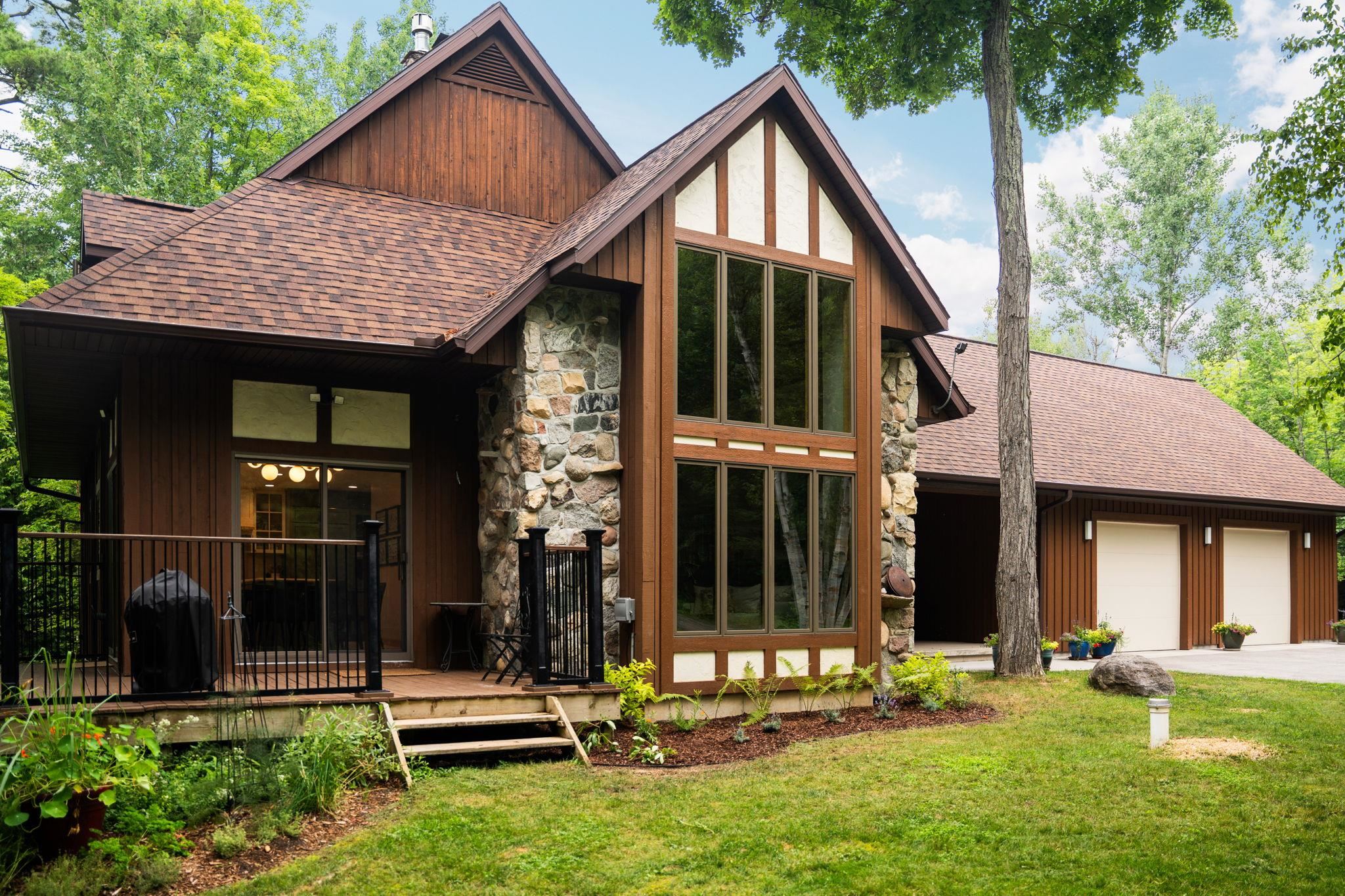 7135 East Birch Point Road Traverse City, MI 49684 - Photo 2 of 60