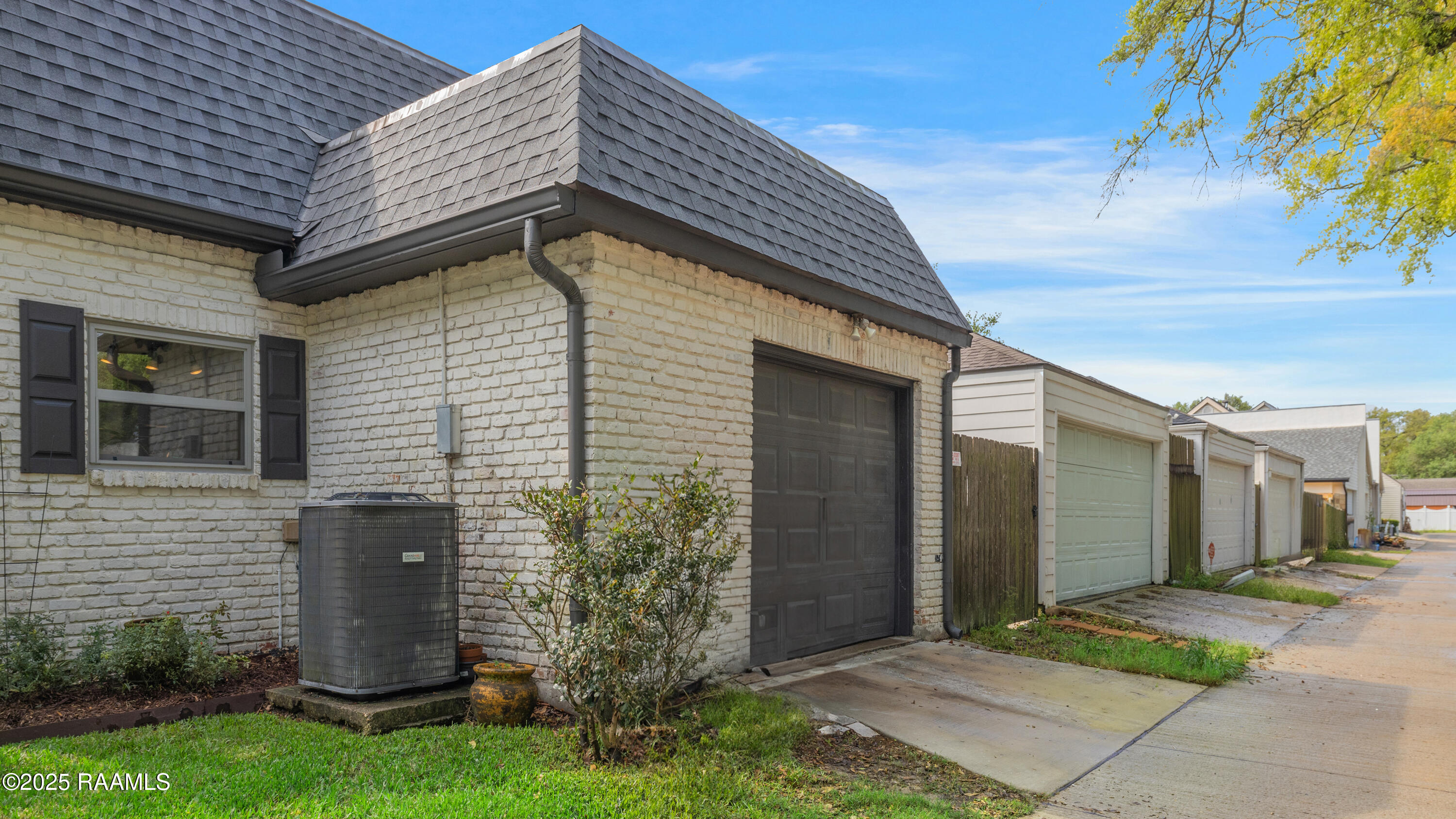 111 Cobblestone Road Lafayette, LA 70508 - Photo 22 of 22 111 Cobblestone-23