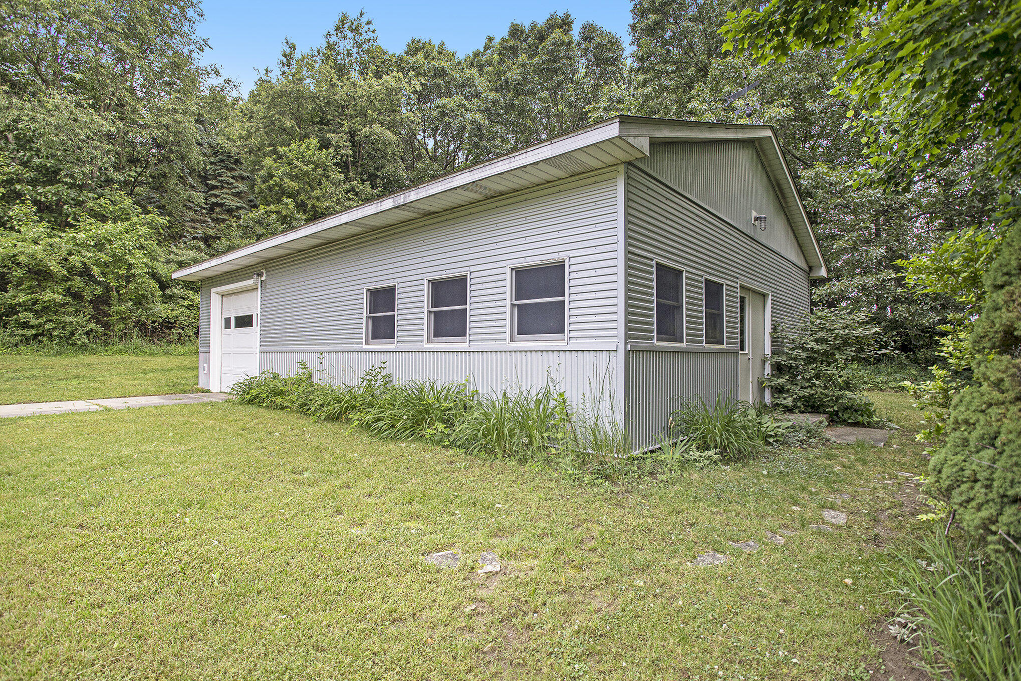 16460 15 Mile Road Marshall, MI 49068 - Photo 19 of 64 010_file_371