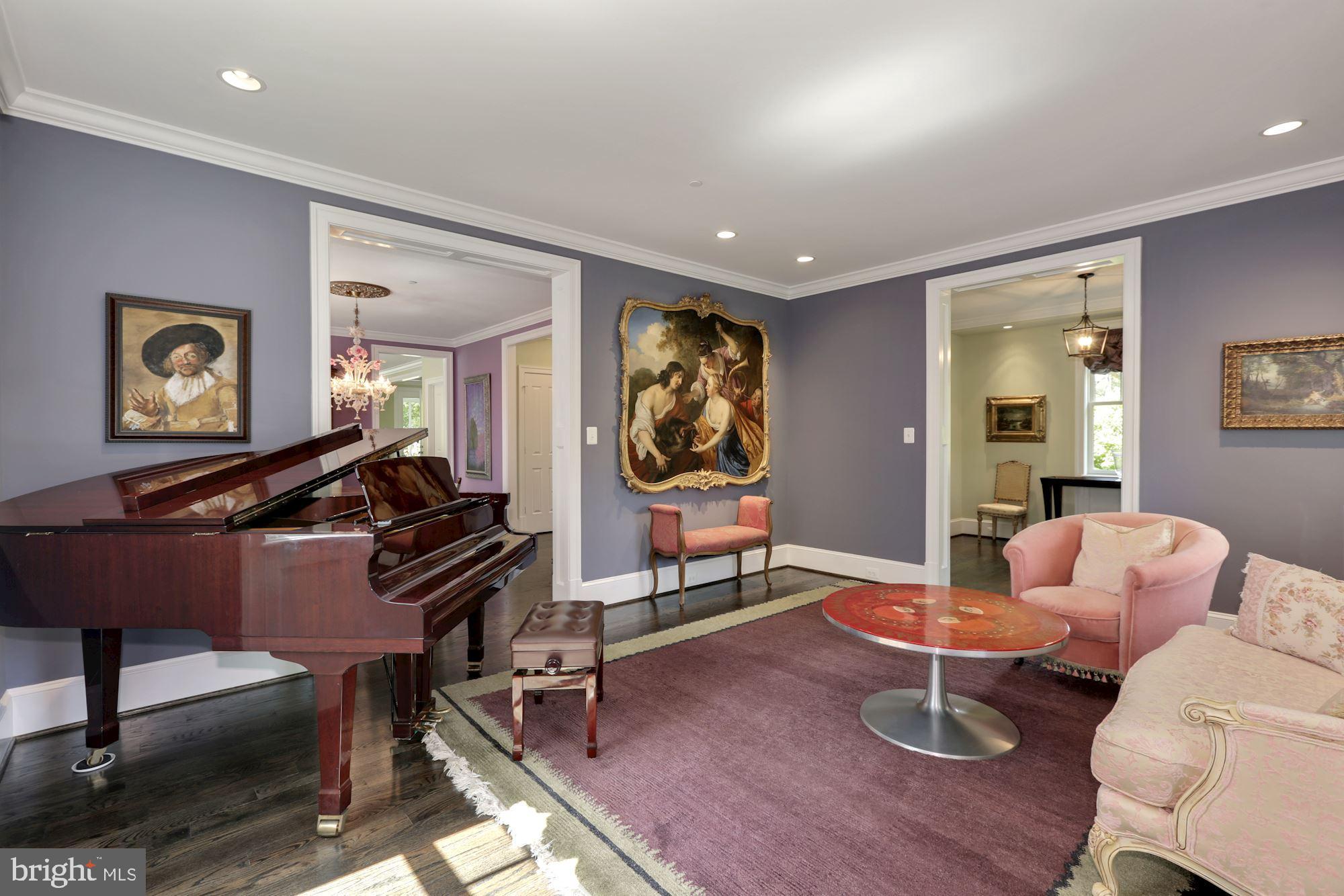 10011 Frederick Avenue Kensington, MD 20895 - Photo 13 of 72 Living Room