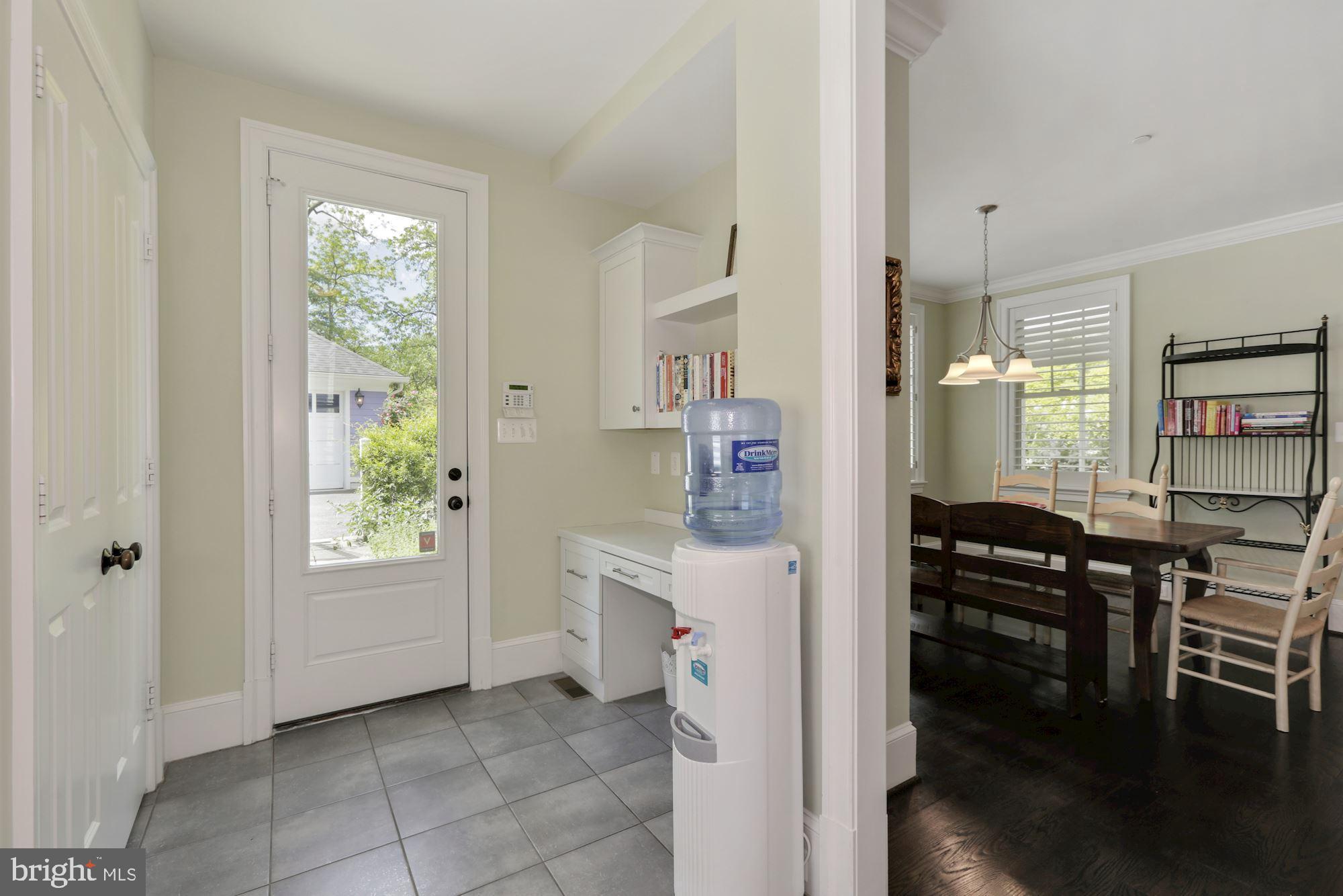 10011 Frederick Avenue Kensington, MD 20895 - Photo 20 of 72 Mudroom with Desk Area