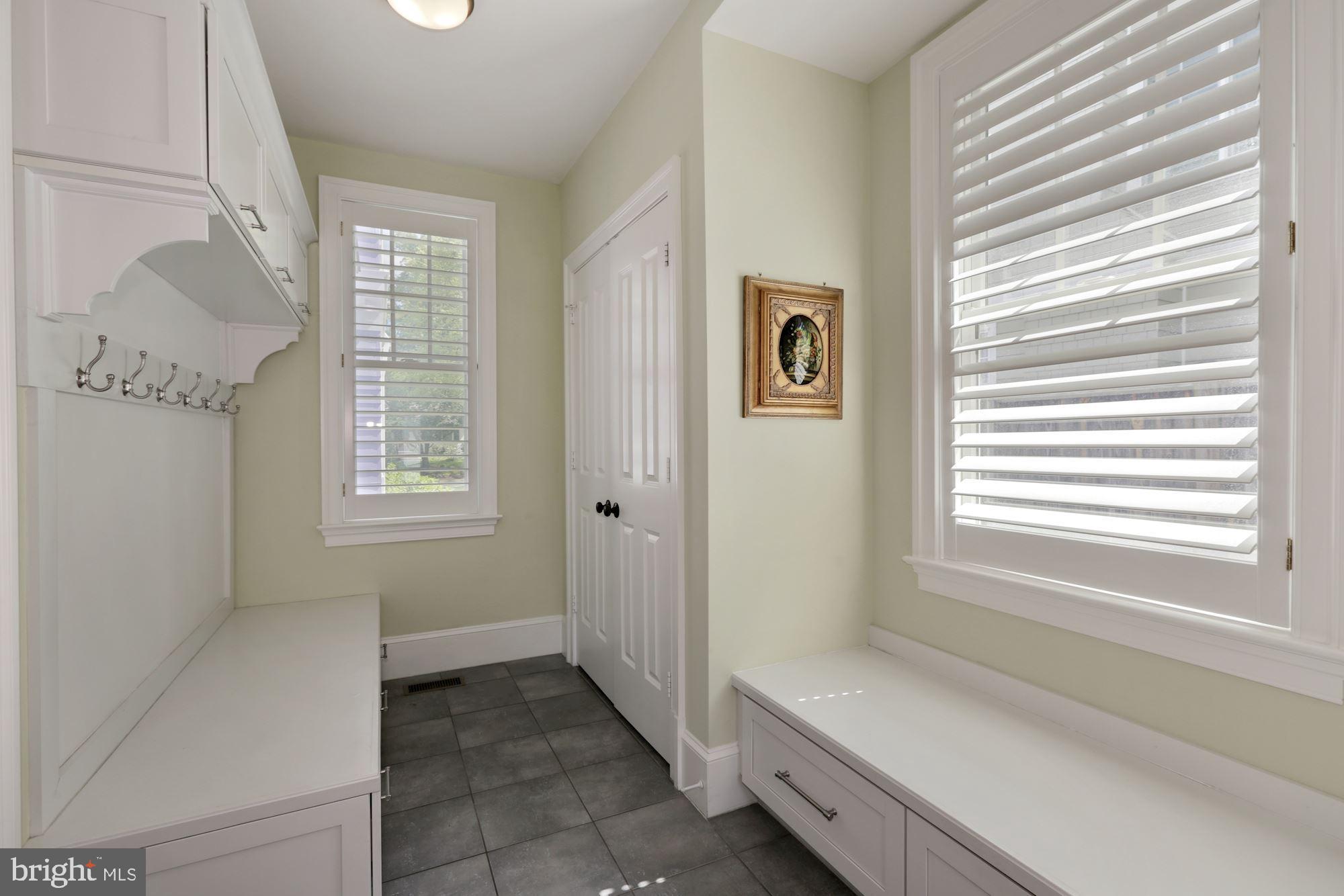 10011 Frederick Avenue Kensington, MD 20895 - Photo 21 of 72 Mudroom