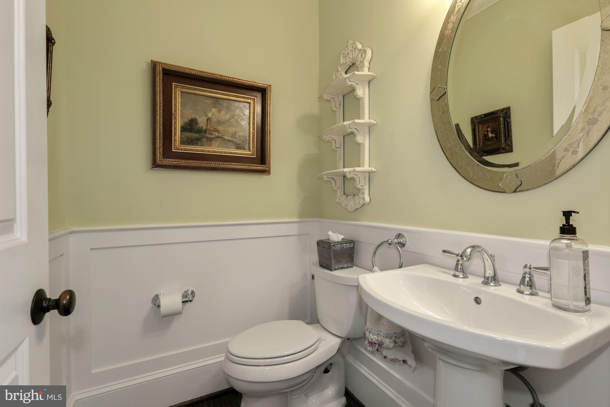 10011 Frederick Avenue Kensington, MD 20895 - Photo 29 of 72 Main Level Powder Room