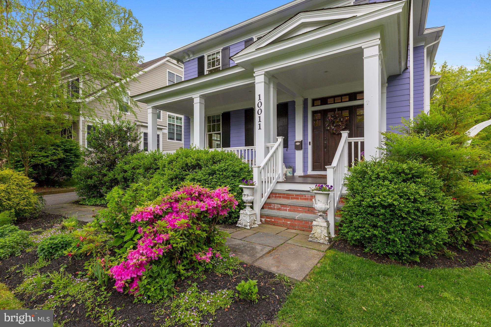 10011 Frederick Avenue Kensington, MD 20895 - Photo 6 of 72 Front Porch Entry