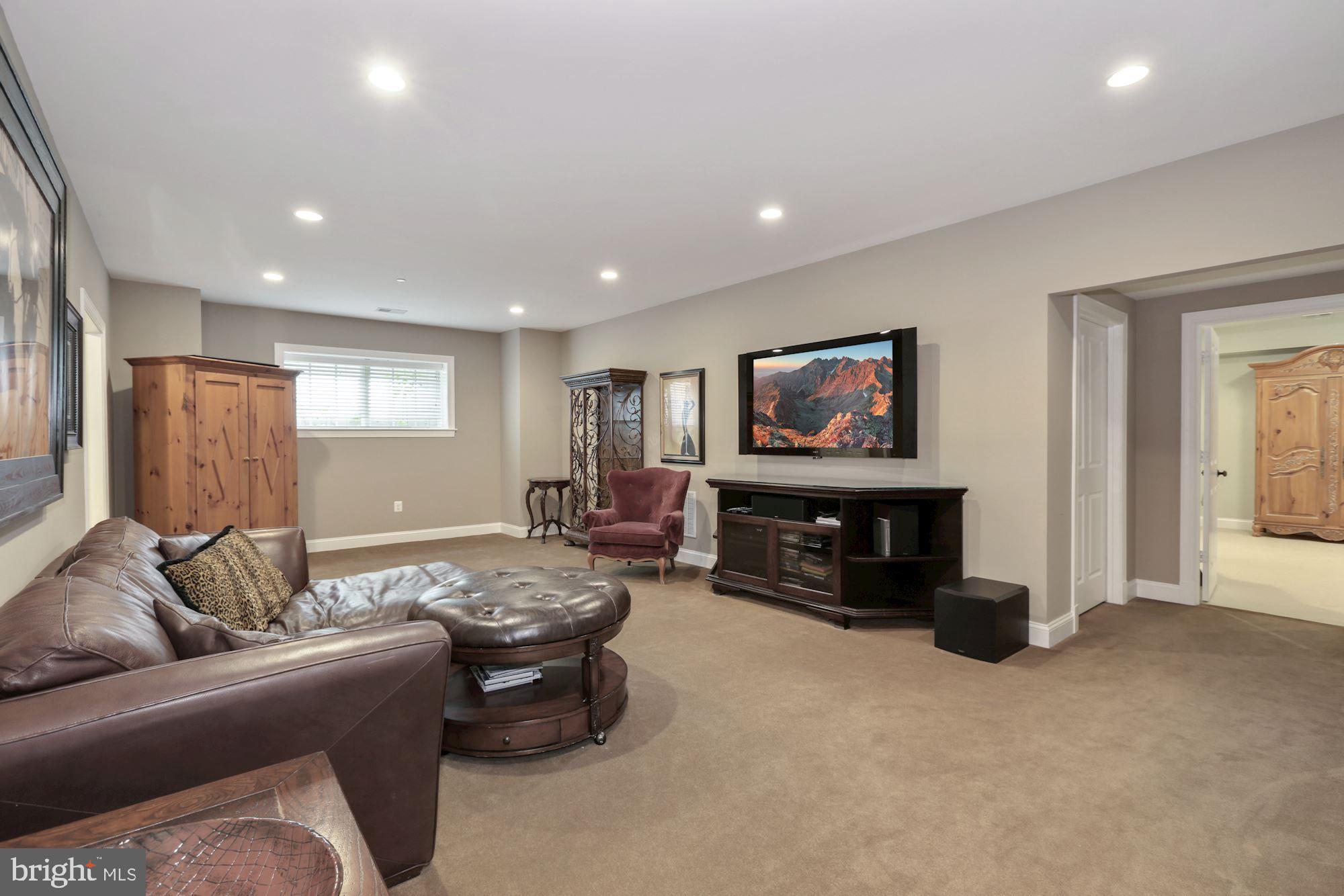 10011 Frederick Avenue Kensington, MD 20895 - Photo 53 of 72 Lower Level Rec Room