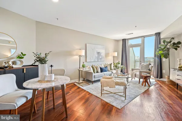 $519,000 | 555 Massachusetts Avenue Northwest, Unit 1419, Washington, DC 20001