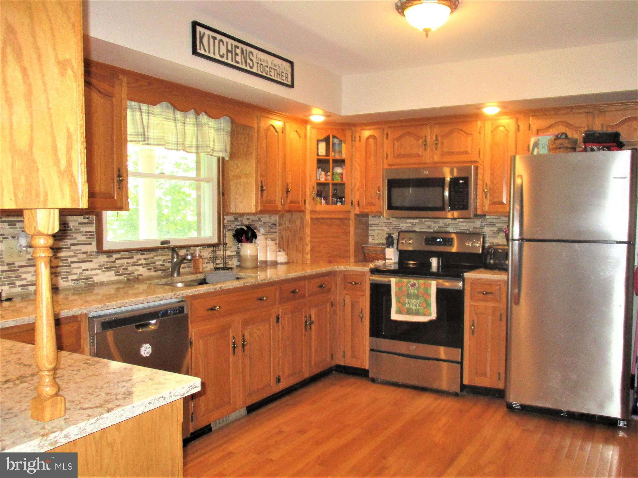 526 Sugar Hollow Road Berkeley Springs, WV 25411 - Photo 11 of 57