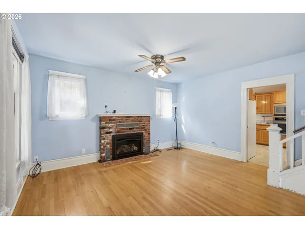 $440,000 | 446 E Street, Springfield, OR 97477