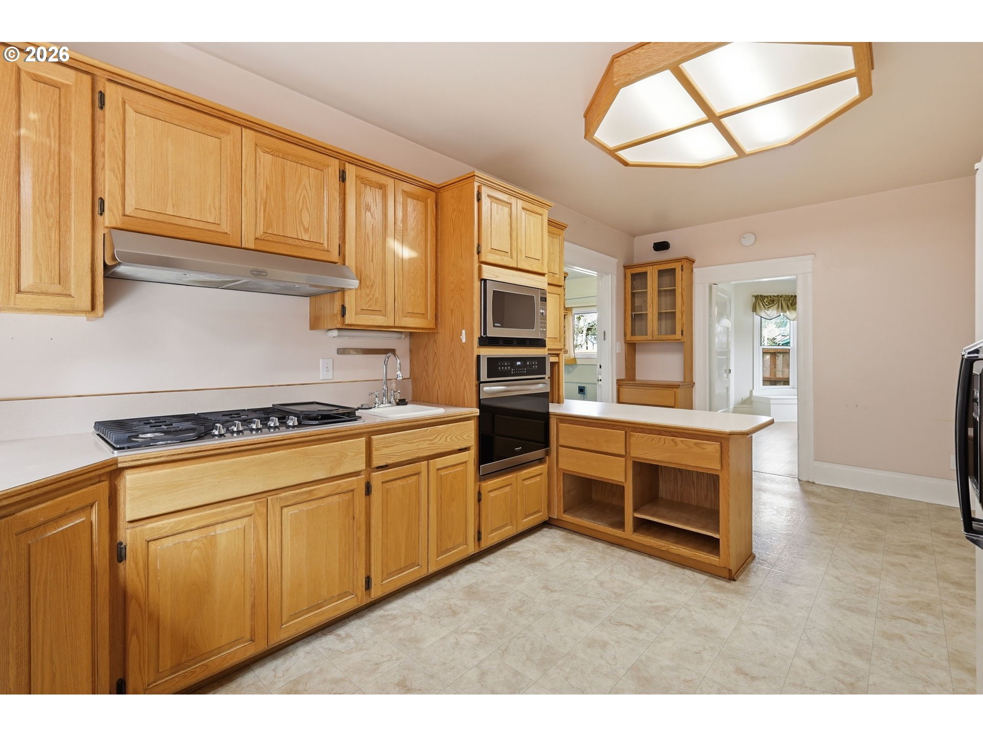 446 E Street Springfield, OR 97477 - Photo 17 of 42 Gallery Image 17