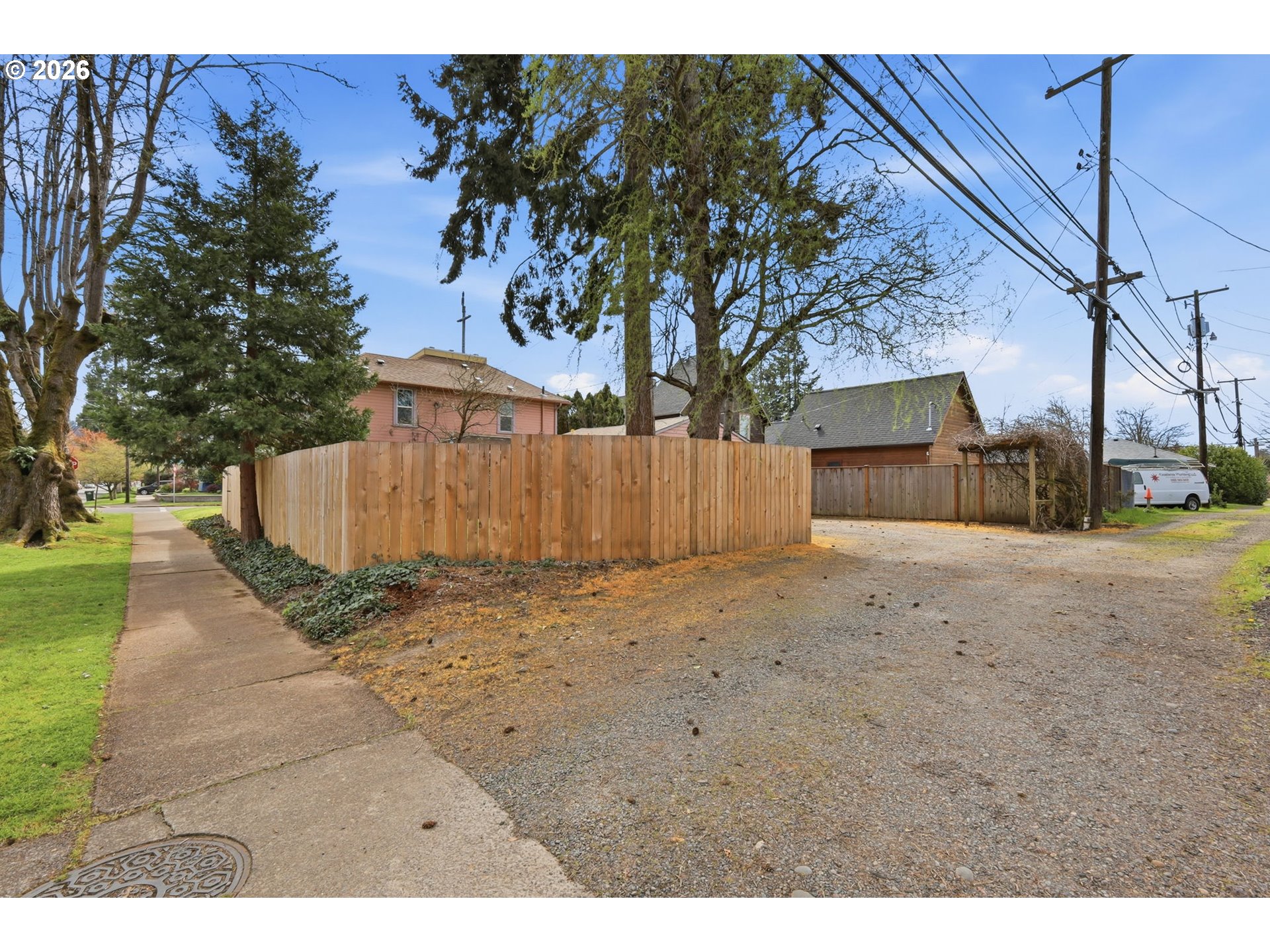 446 E Street Springfield, OR 97477 - Photo 38 of 42 Gallery Image 38