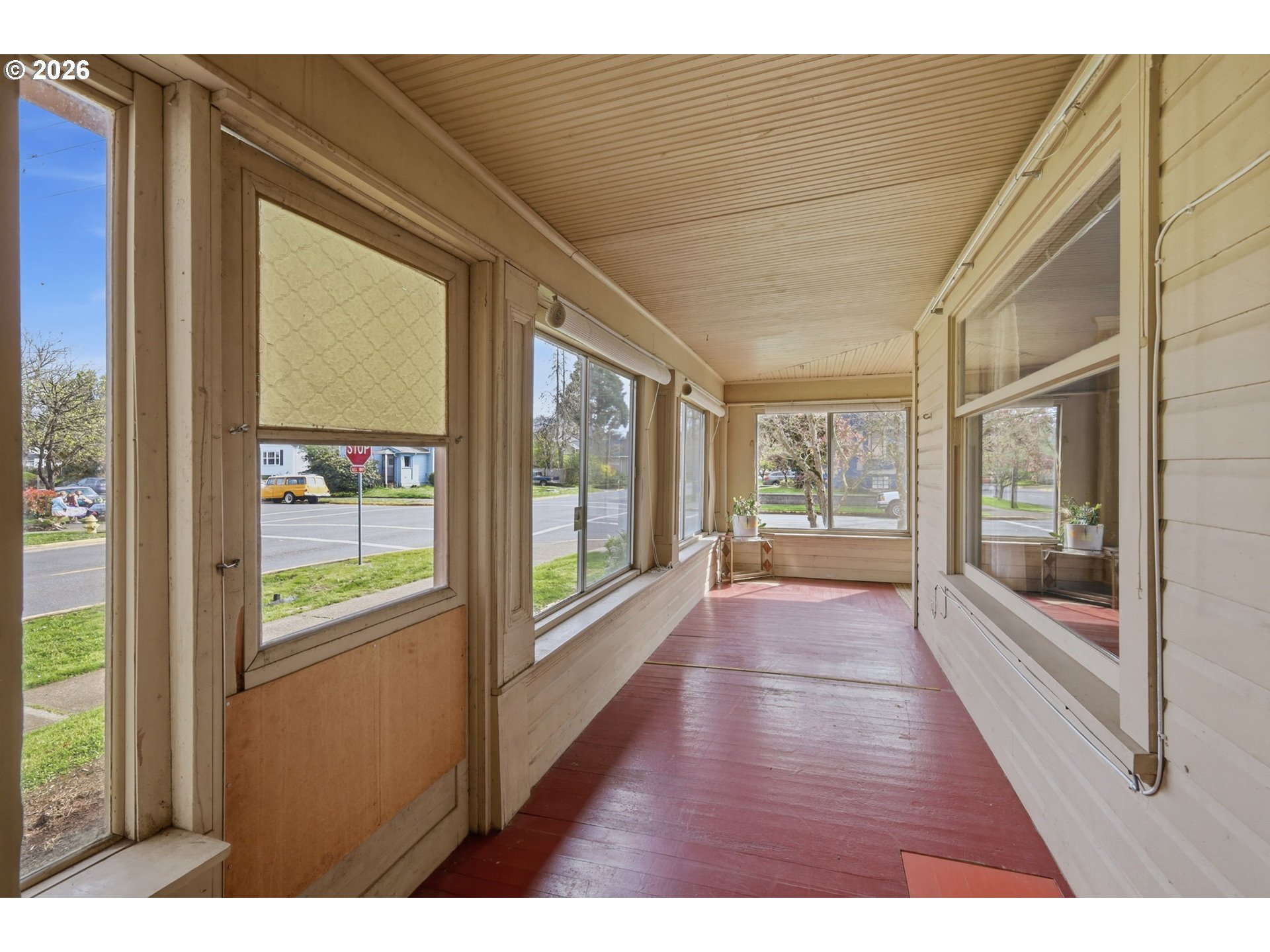 446 E Street Springfield, OR 97477 - Photo 5 of 42 Gallery Image 5