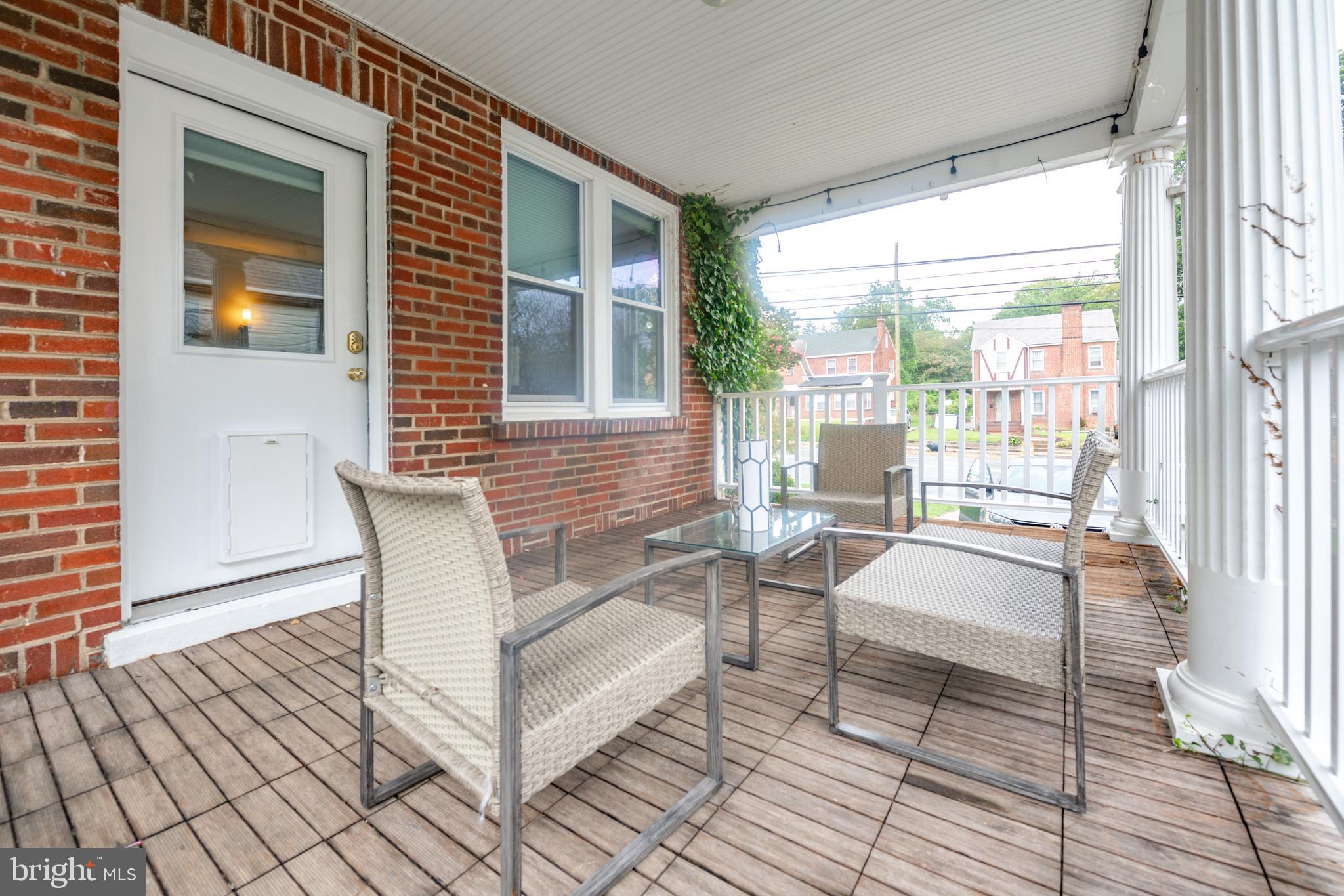 706 Wayne Avenue Silver Spring, MD 20910 - Photo 4 of 49 Gallery Image 4