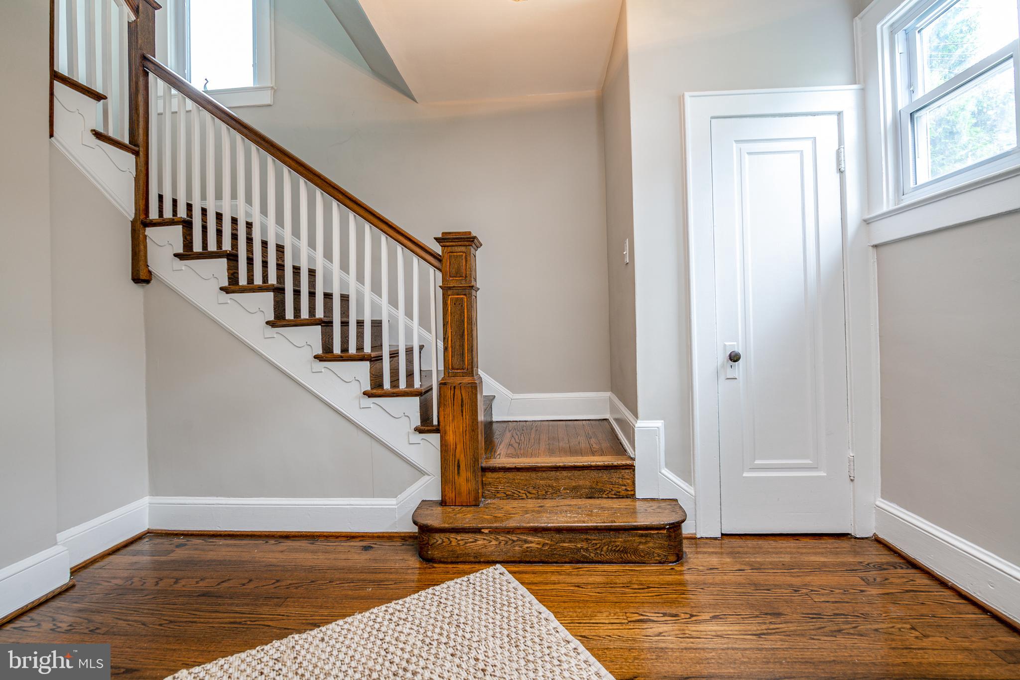 706 Wayne Avenue Silver Spring, MD 20910 - Photo 5 of 49 Gallery Image 5