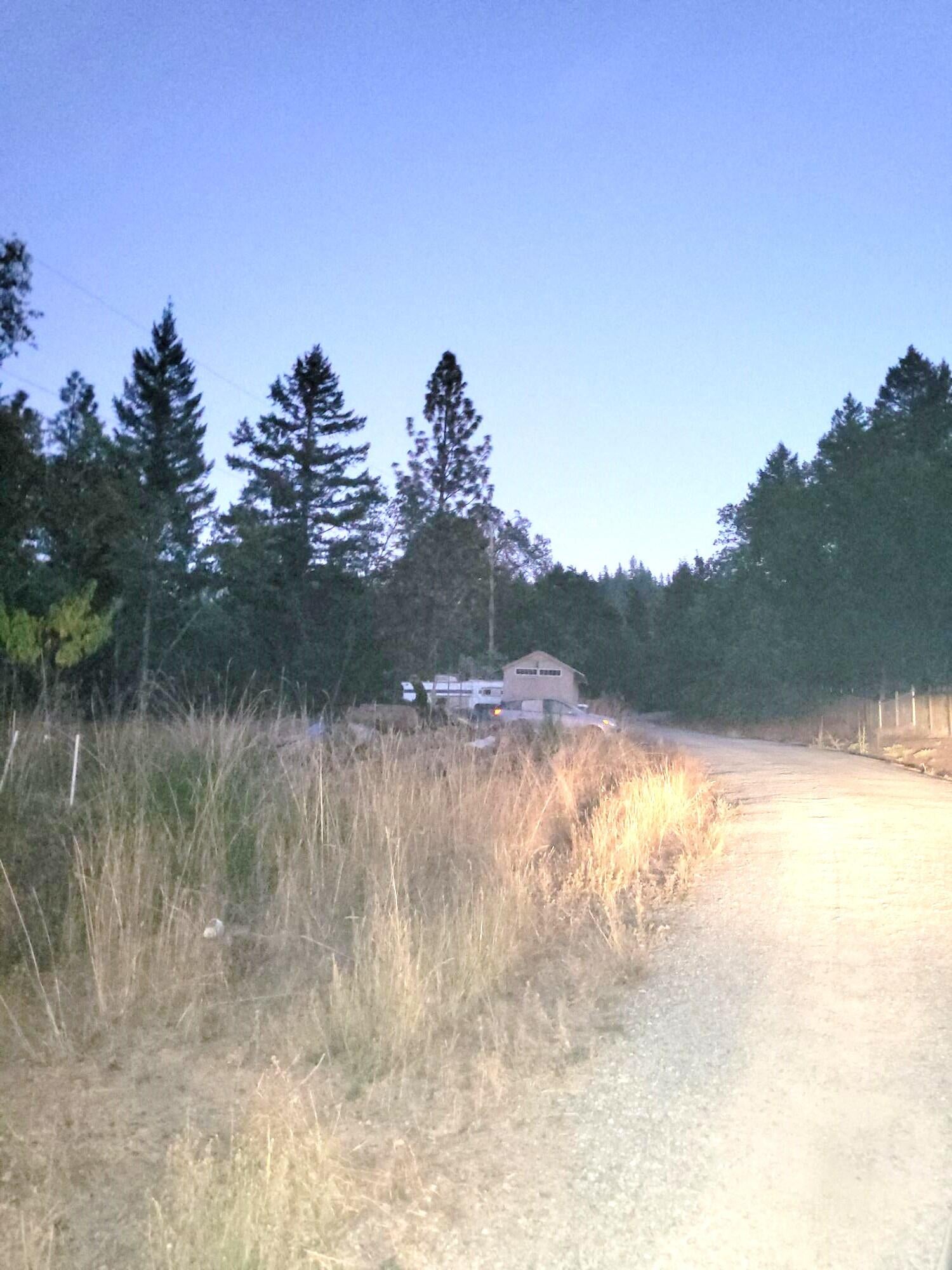 2085 Abegg Road Merlin, OR 97532 - Photo 13 of 16 20221007_191444