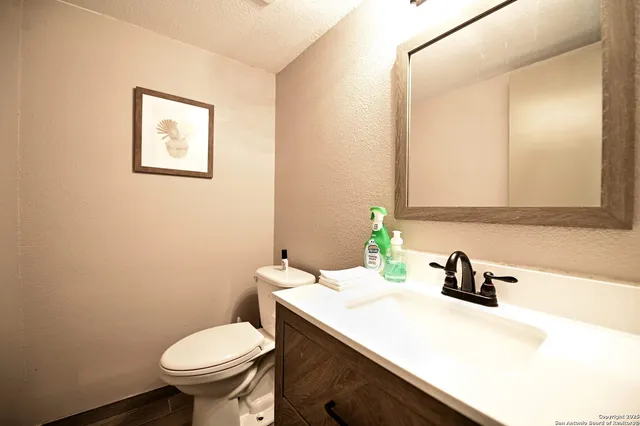 $155,900 | 10819 Crown Vw Drive, San Antonio, TX 78239