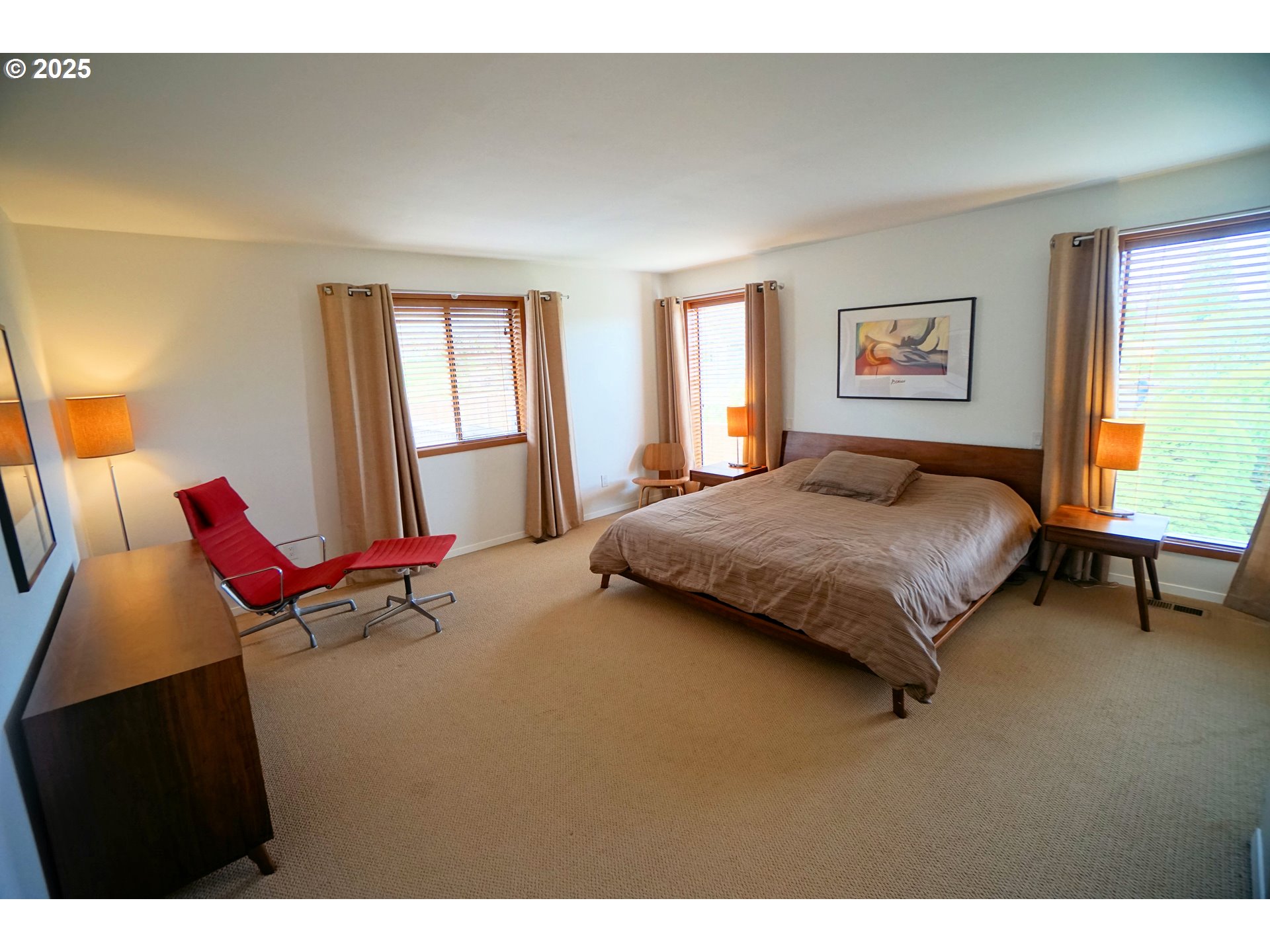 124 Southwest 6th Court Gresham, OR 97080 - Photo 26 of 48