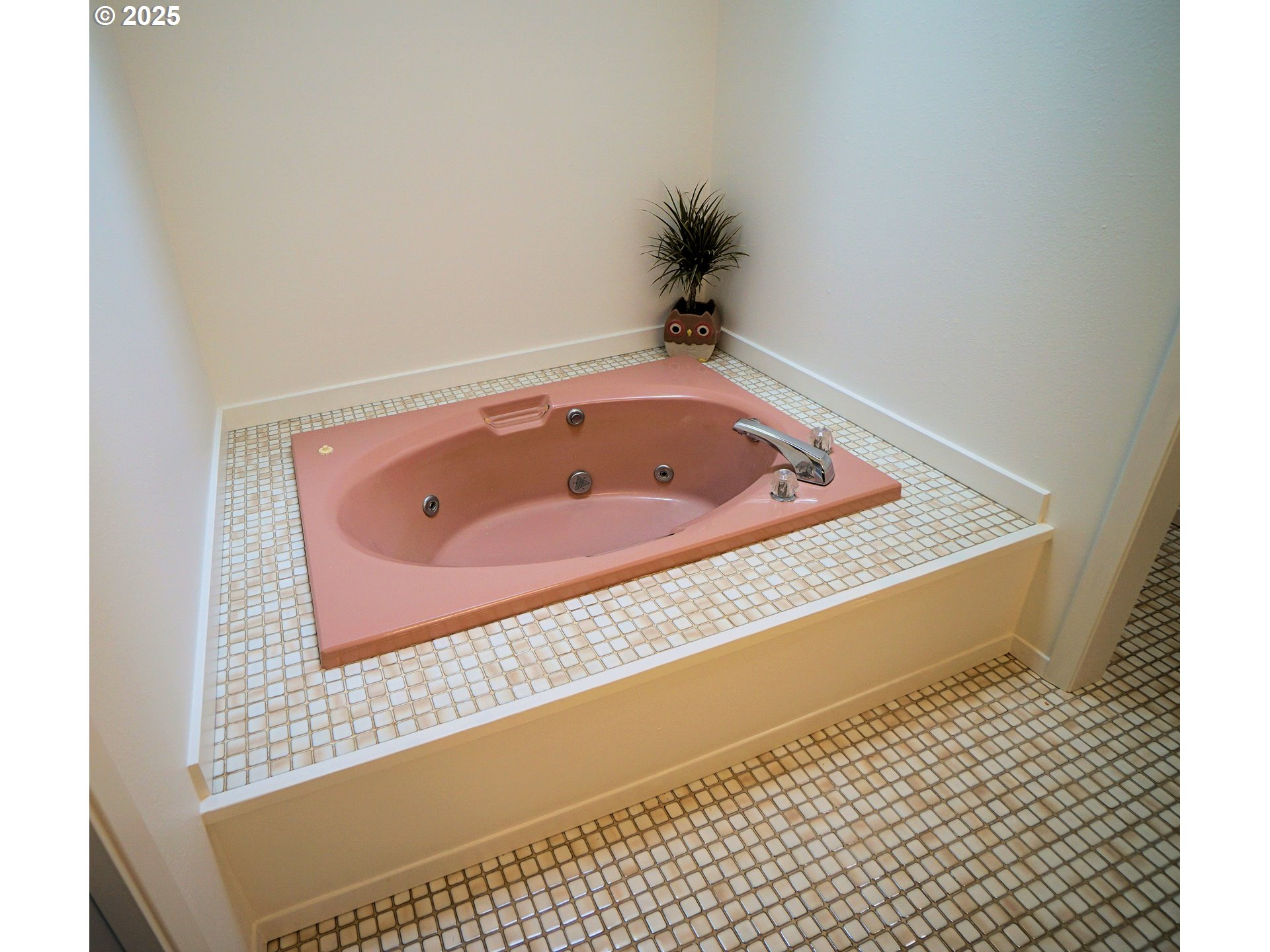 124 Southwest 6th Court Gresham, OR 97080 - Photo 31 of 48