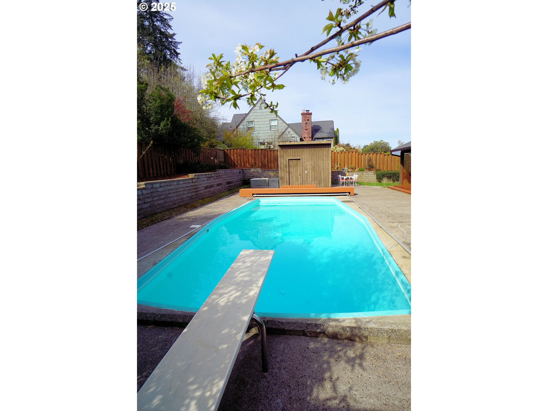 124 Southwest 6th Court Gresham, OR 97080 - Photo 39 of 48