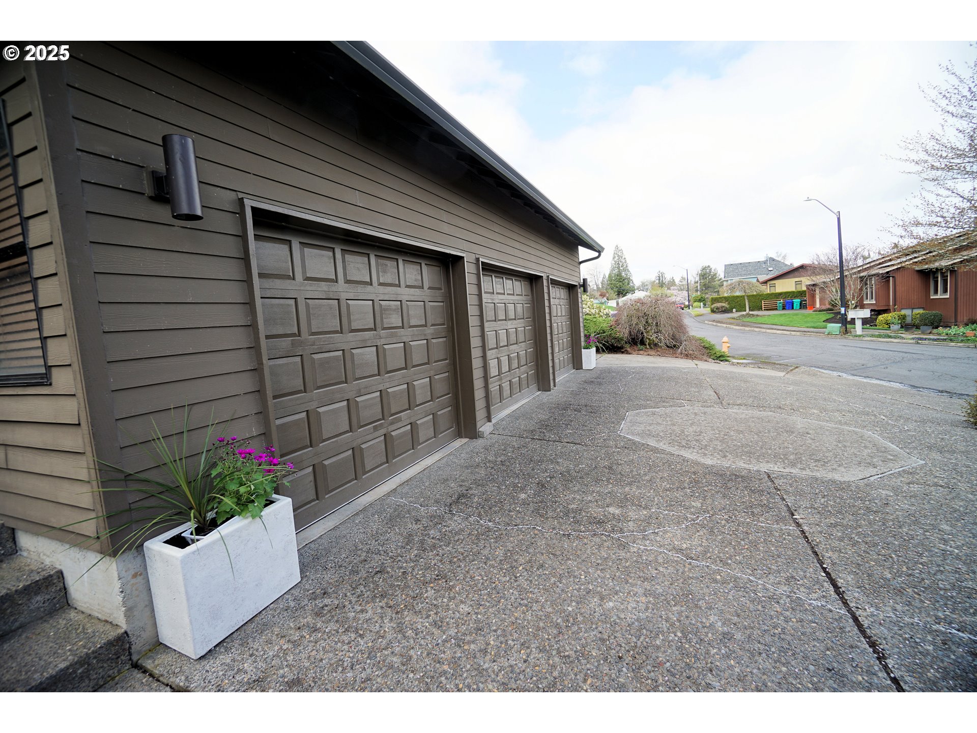 124 Southwest 6th Court Gresham, OR 97080 - Photo 43 of 48