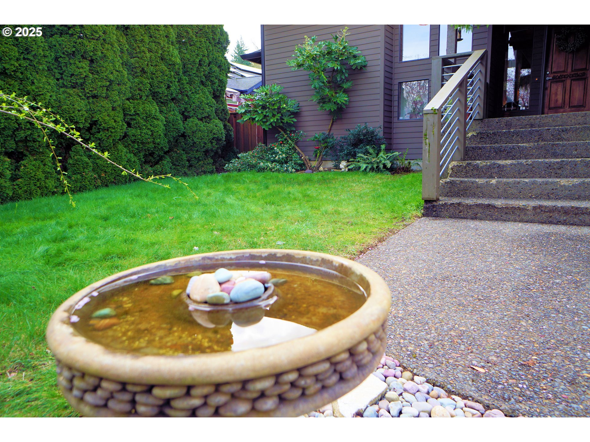 124 Southwest 6th Court Gresham, OR 97080 - Photo 6 of 48