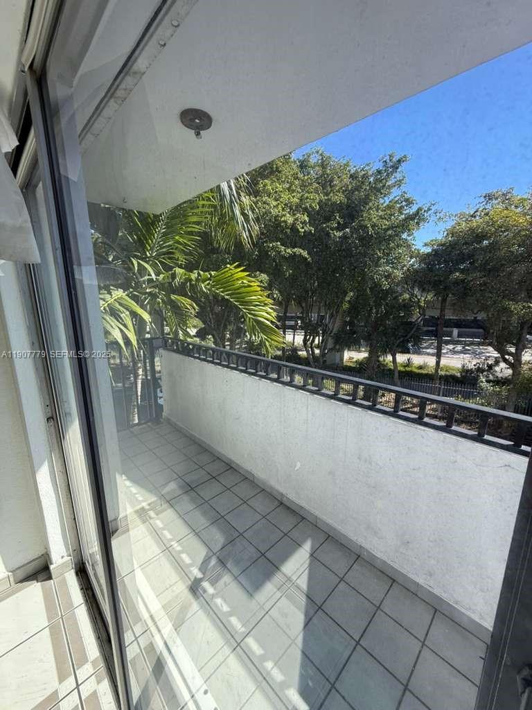 2498 Southwest 17th Avenue, Unit 4311 Miami, FL 33133 - Photo 12 of 15 a view of balcony