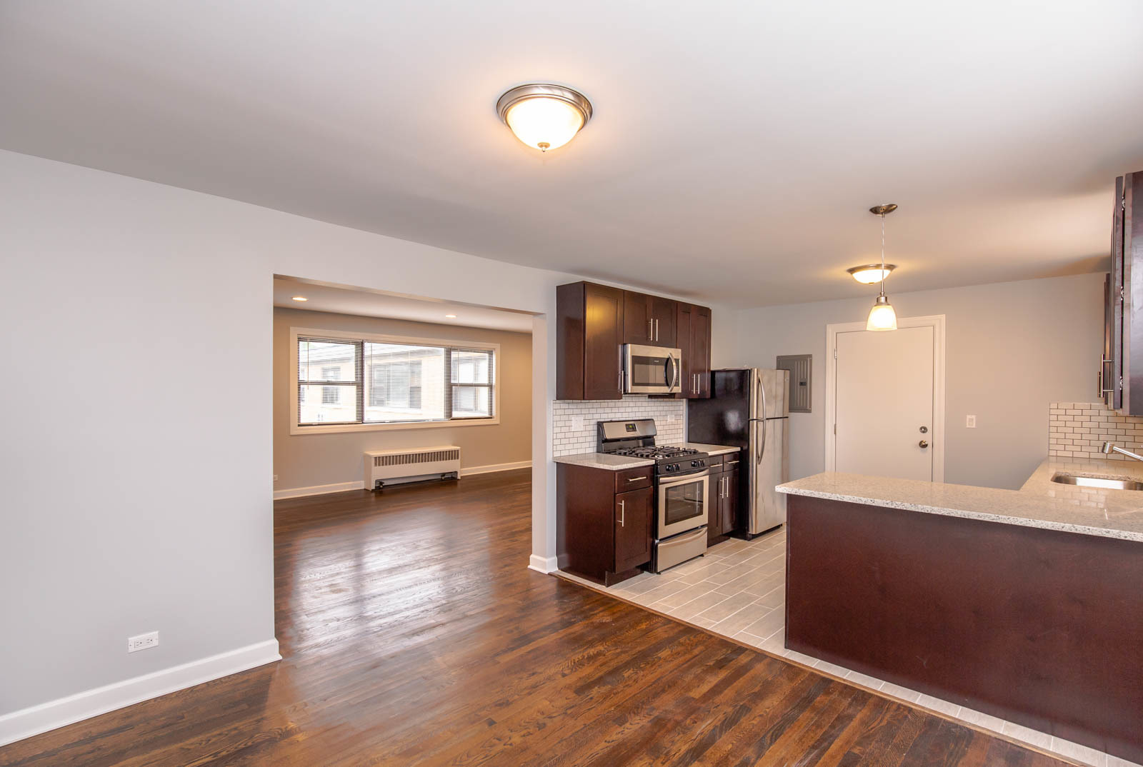 6801 North Ridge Boulevard, Unit 207 Chicago, IL 60645 - Photo 6 of 15