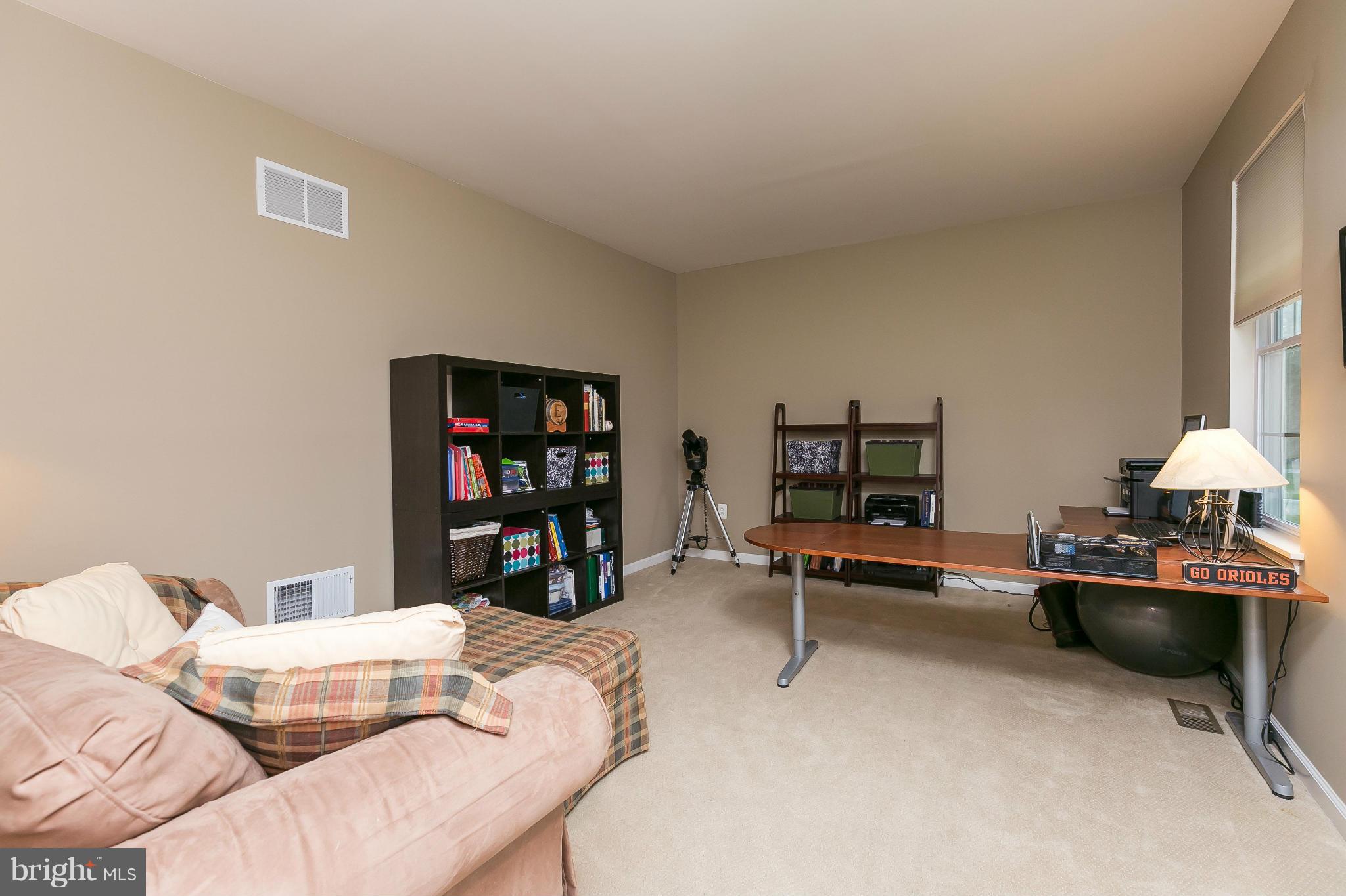 1231 Nottingham Road Westminster, MD 21157 - Photo 12 of 30 Living Room or Office area