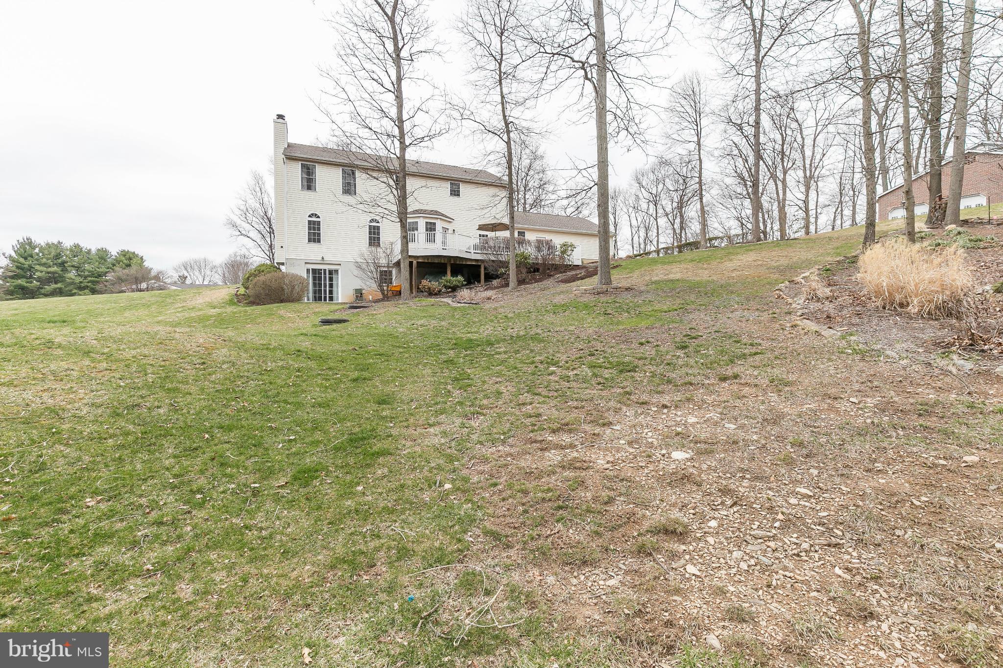 1231 Nottingham Road Westminster, MD 21157 - Photo 28 of 30 View of back of home