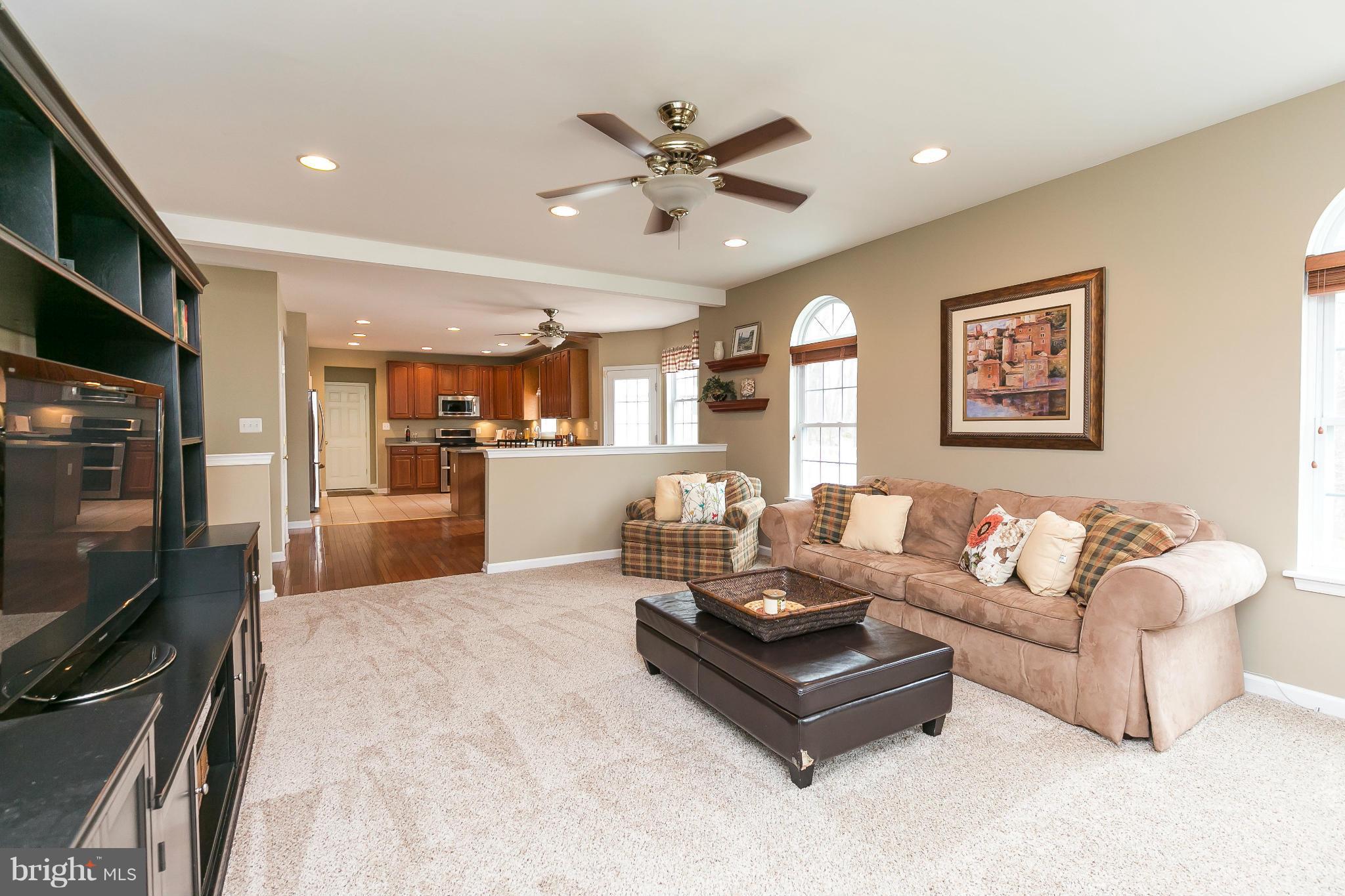 1231 Nottingham Road Westminster, MD 21157 - Photo 10 of 30 Family Room