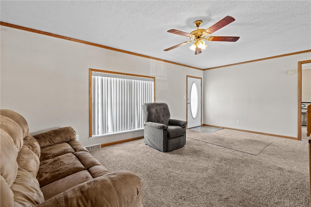 2791 Kreitzer Road Moraine, OH 45439 - Photo 5 of 29