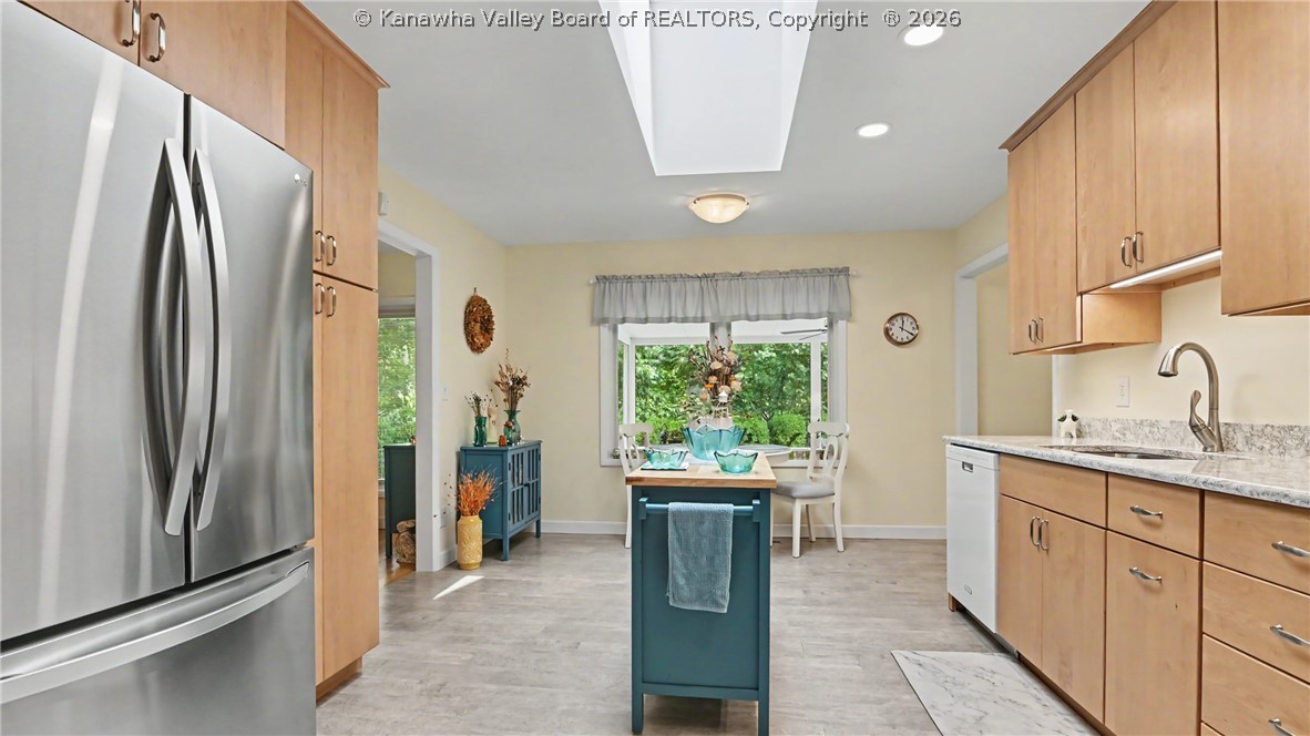 1405 Nottingham Road Charleston, WV 25314 - Photo 9 of 50 Gallery Image 9