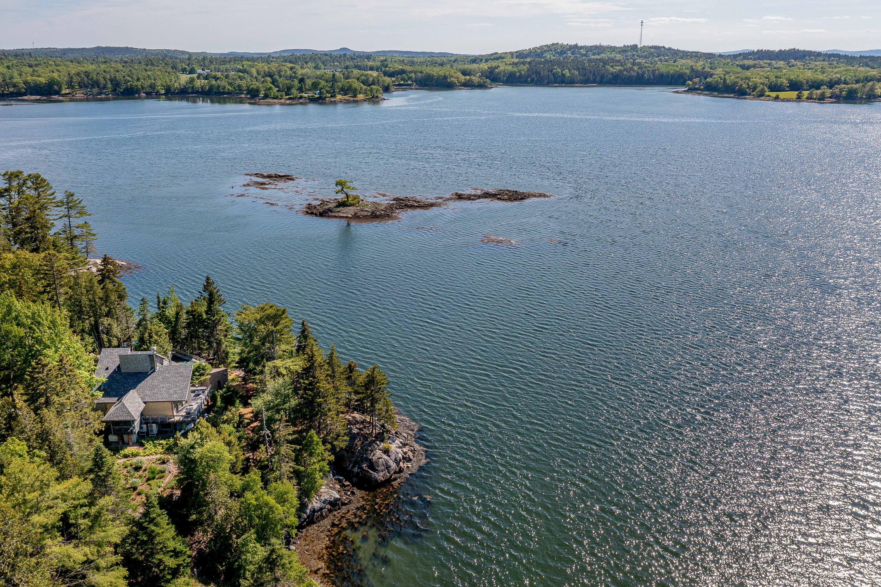 16 Modin Lane Penobscot, ME 04476 - Photo 3 of 47 16Modin_93_SS_Pool_mls