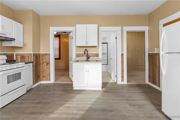 $220,000 | 806 Wager Street, Utica, NY 13502