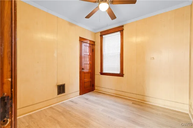 $220,000 | 806 Wager Street, Utica, NY 13502