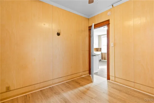 $220,000 | 806 Wager Street, Utica, NY 13502