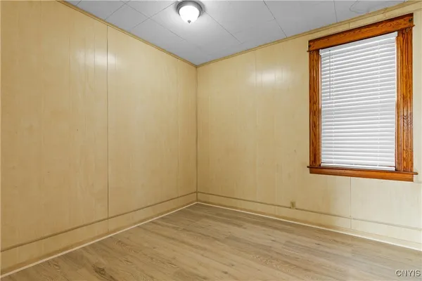 $220,000 | 806 Wager Street, Utica, NY 13502