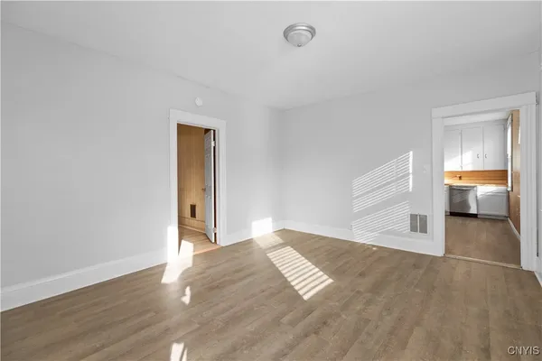 $220,000 | 806 Wager Street, Utica, NY 13502