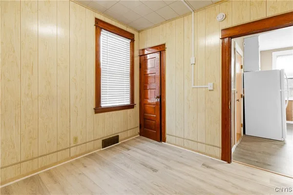 $220,000 | 806 Wager Street, Utica, NY 13502