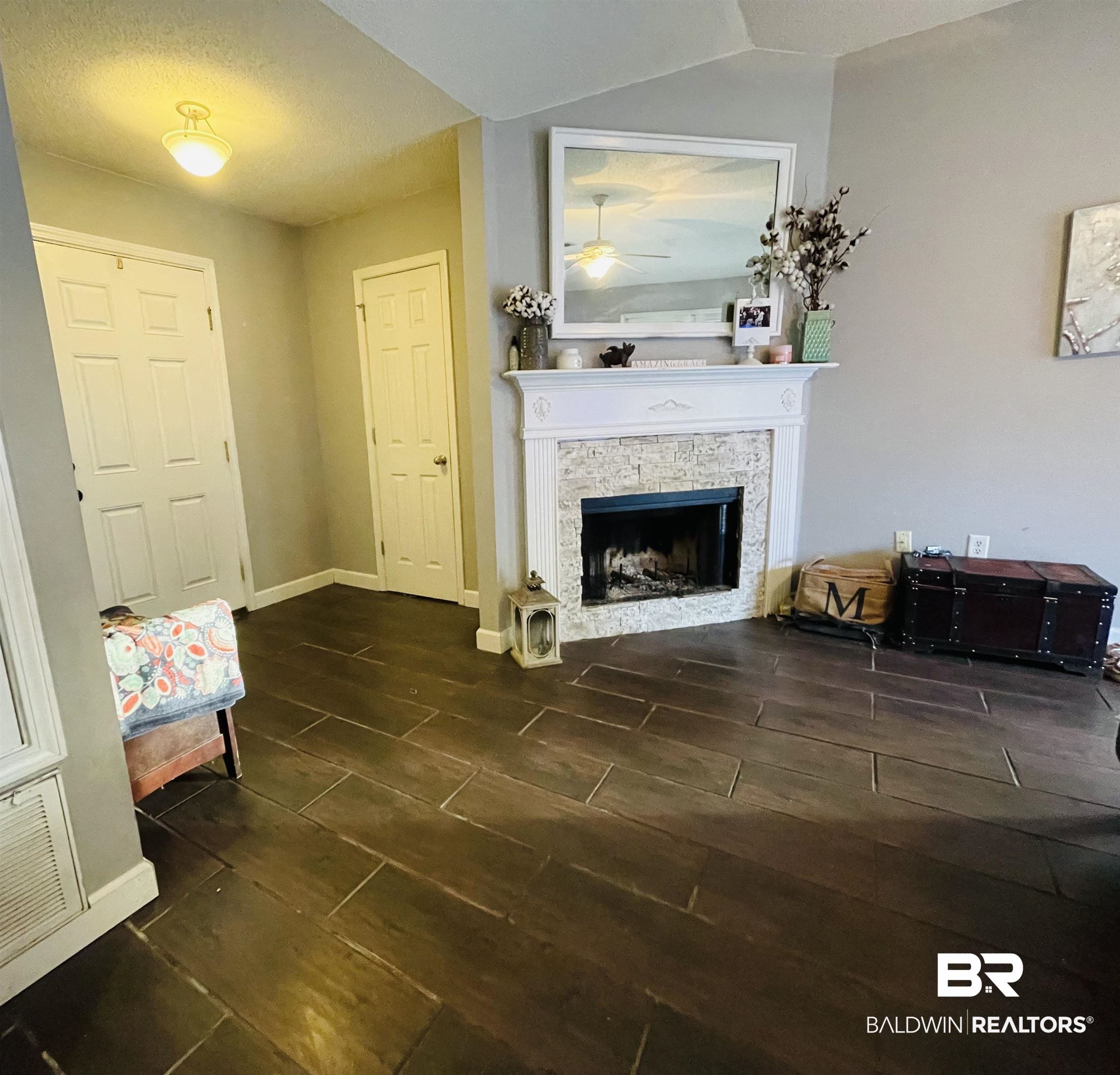 20040 Boulder Lane Robertsdale, AL 36567 - Photo 3 of 21