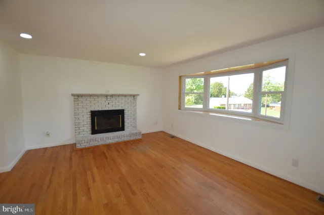 $2,850 | 8787 Hickory Hill, Walkersville, MD 21793