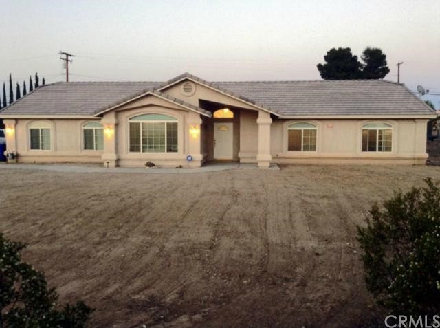 15643 Mondamon Road Apple Valley, CA 92307 - Photo 1 of 1
