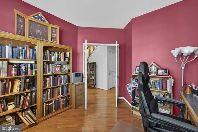 $870,000 | 8372 Tenbrook Drive, Gainesville, VA 20155