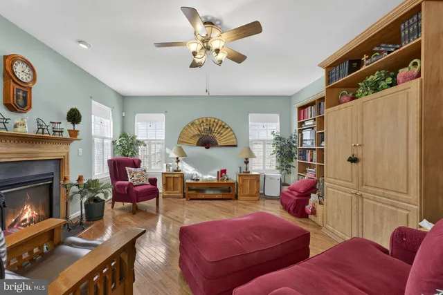 $870,000 | 8372 Tenbrook Drive, Gainesville, VA 20155