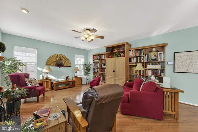 $870,000 | 8372 Tenbrook Drive, Gainesville, VA 20155