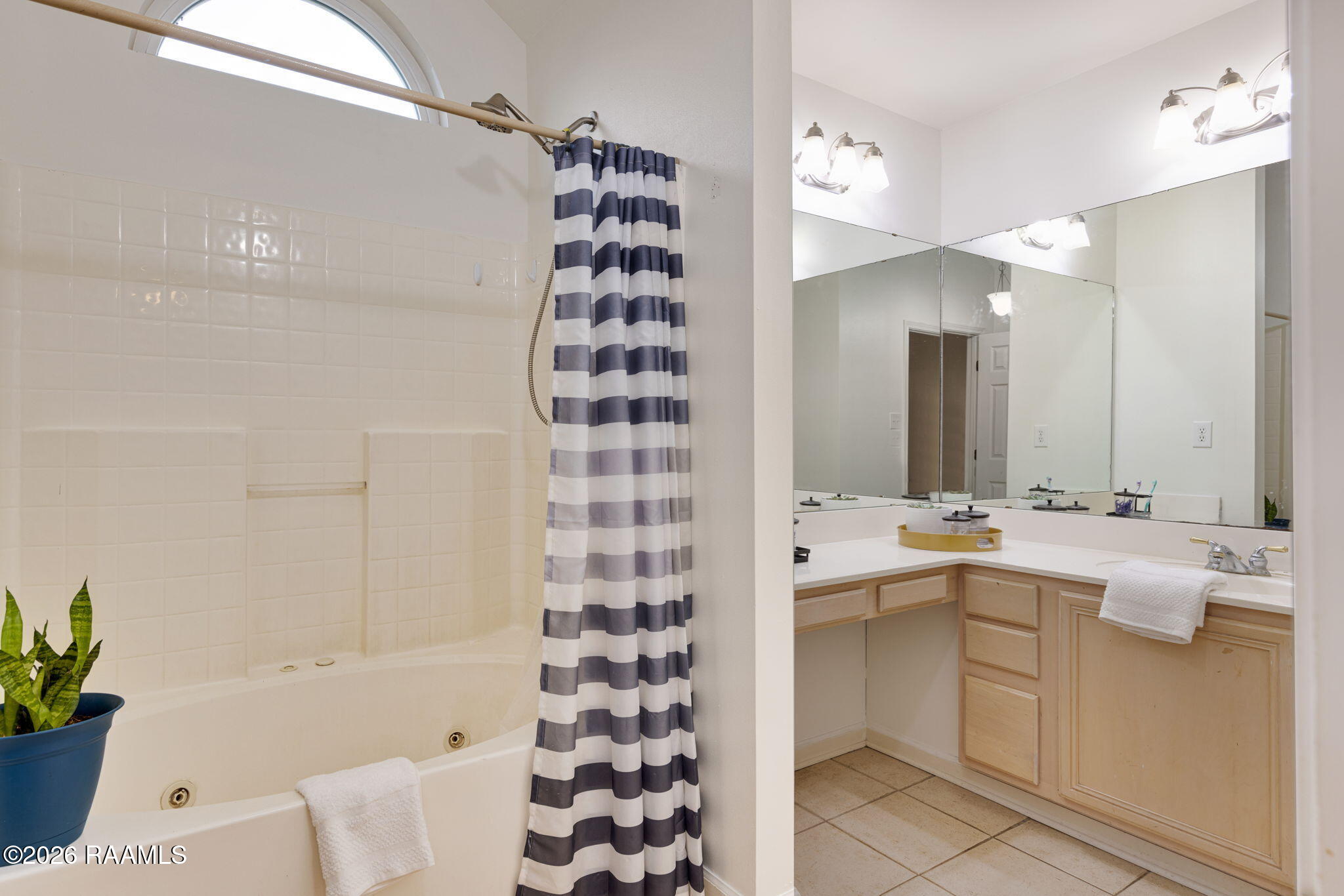 115 Tulip Tree Lane Broussard, LA 70518 - Photo 22 of 27 22-web-or-mls-115 Tulip Tree Ln-22