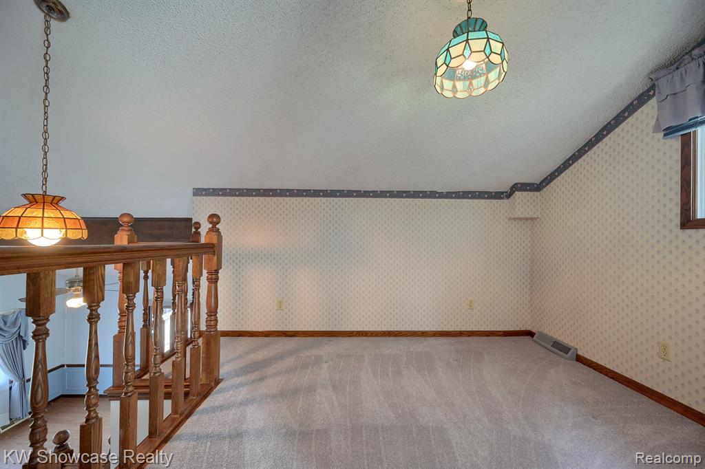 11329 Newman Road Brighton, MI 48114 - Photo 23 of 50